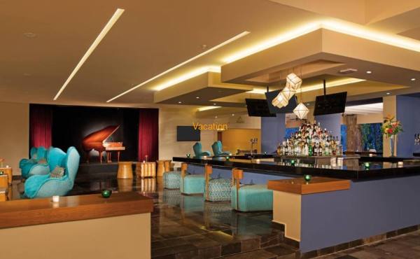 Bar Sunscape